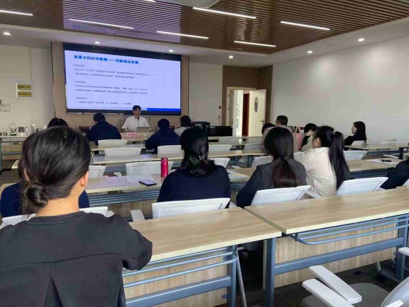 科普工作者 (6)(1).jpg